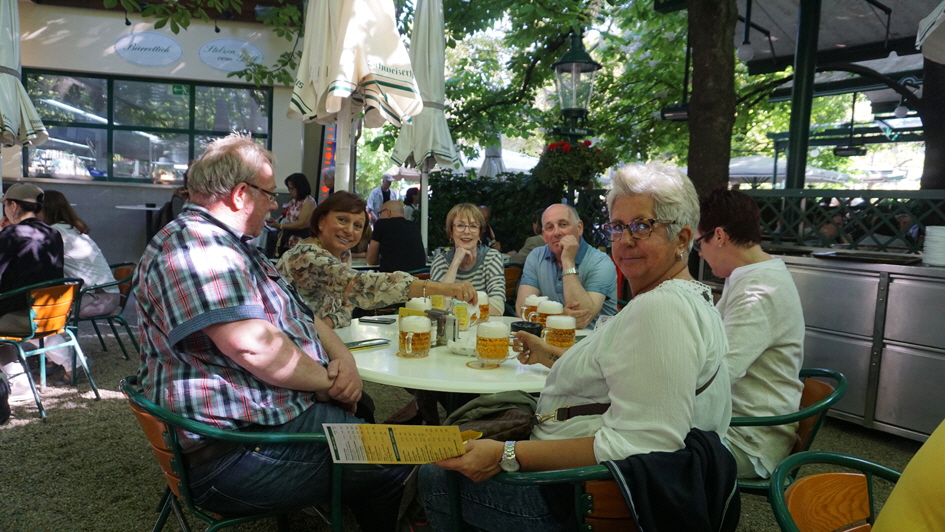 Schanigarten im "Schweizerhaus"